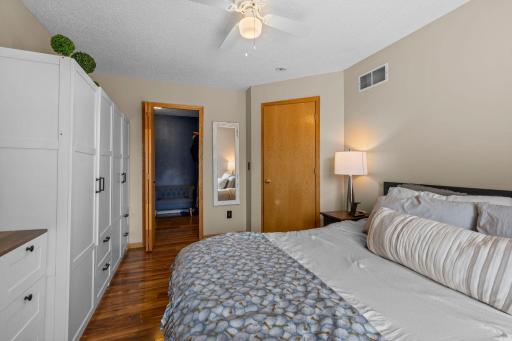 2245 River Rock Lane, Shakopee, MN 55379