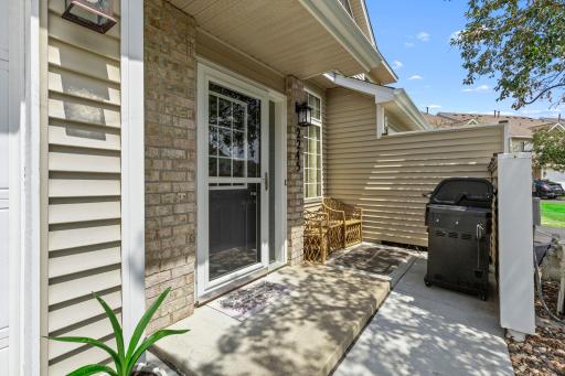 2245 River Rock Lane, Shakopee, MN 55379