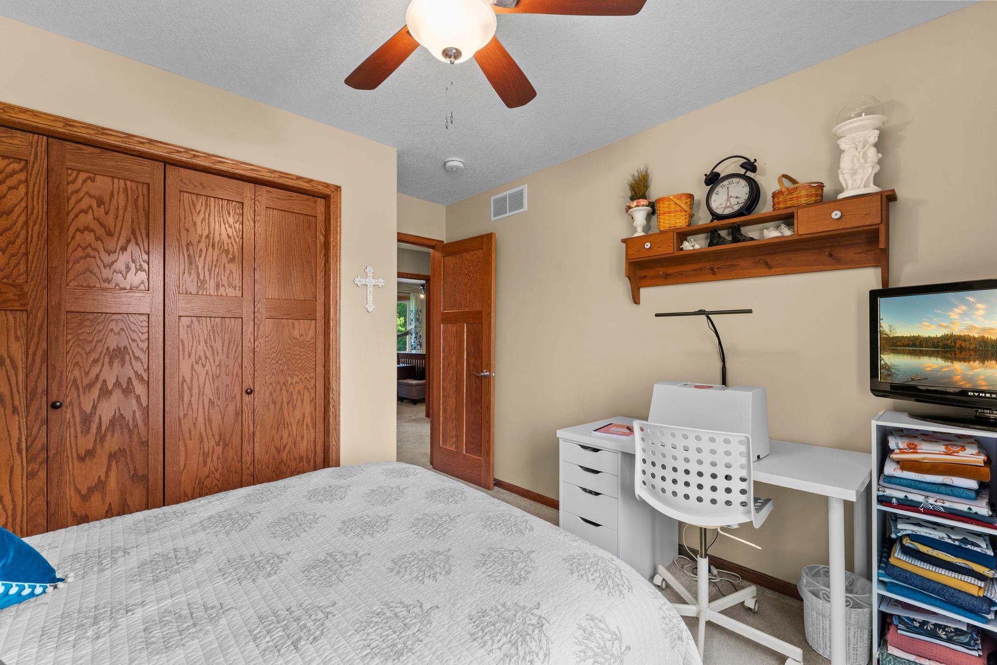 49-web-or-mls-2343 132nd Ln NE-218.jpg
