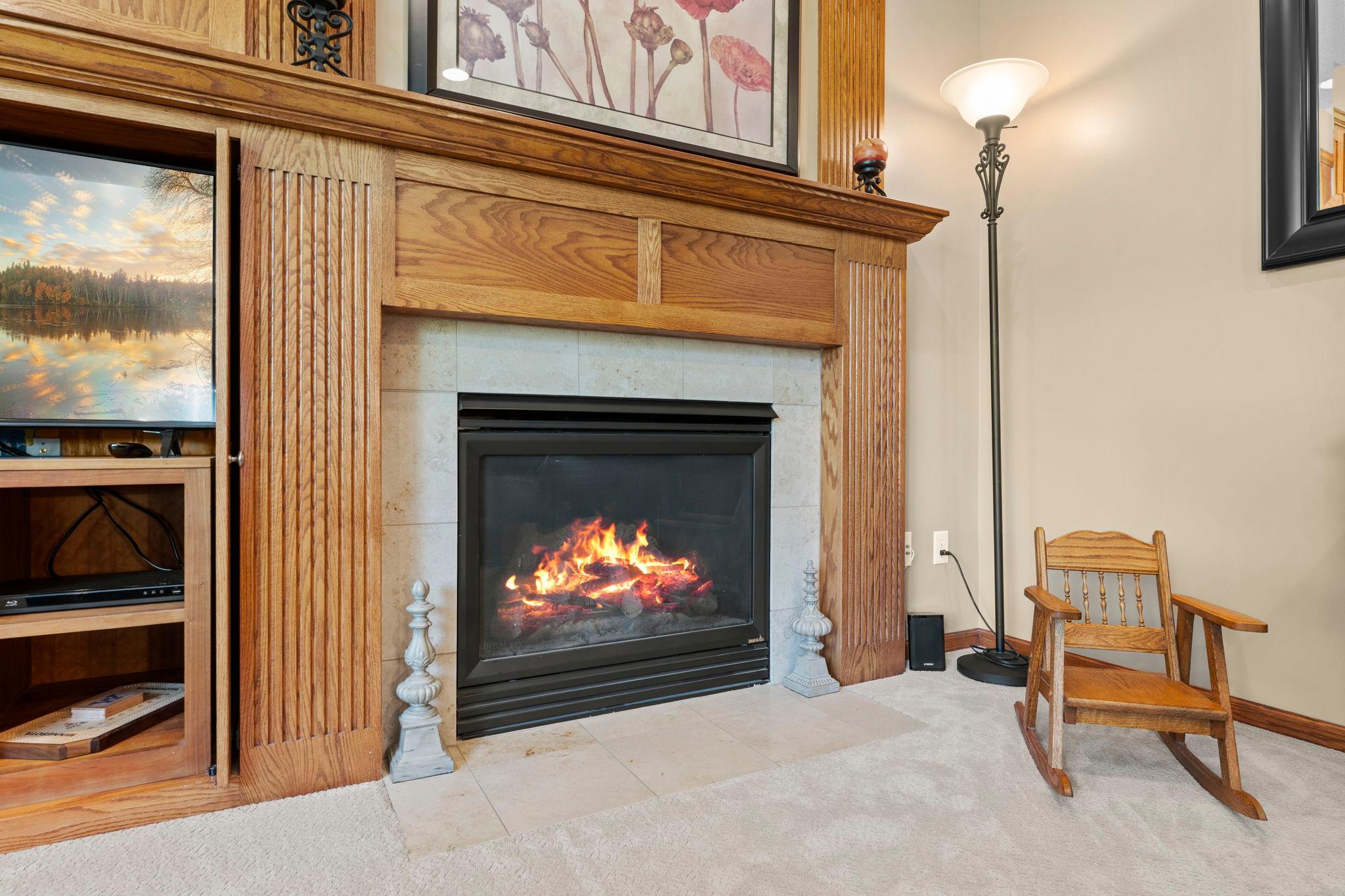 21-web-or-mls-2343 132nd Ln NE-178.jpg