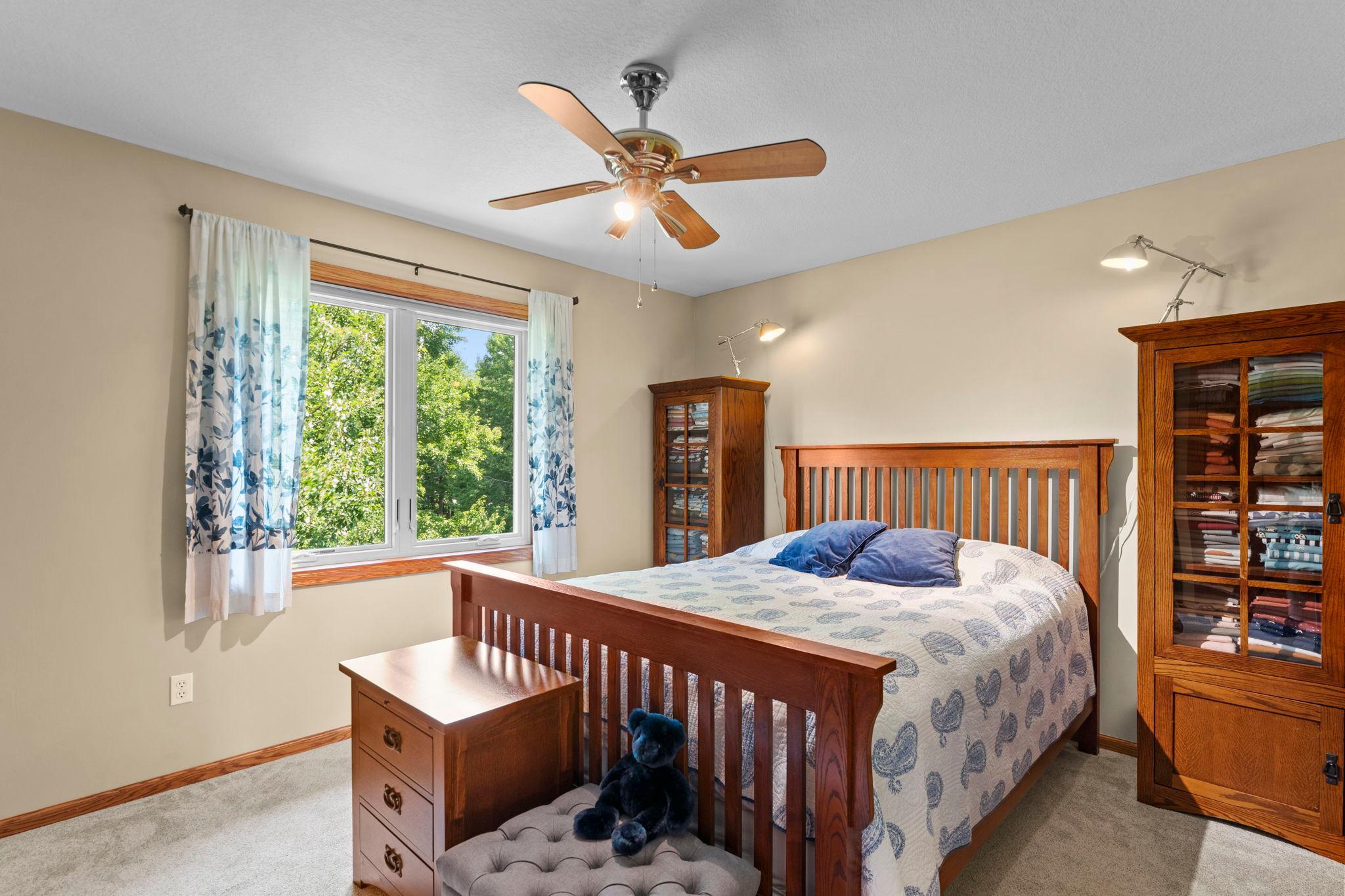 52-web-or-mls-2343 132nd Ln NE-278.jpg