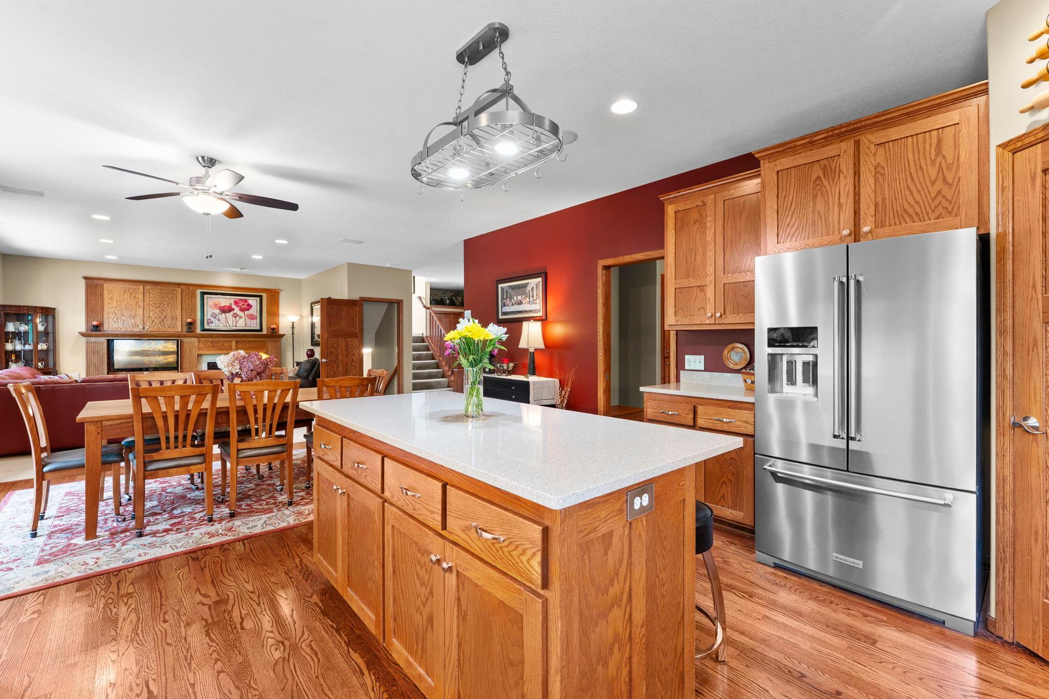 29-web-or-mls-2343 132nd Ln NE-128.jpg