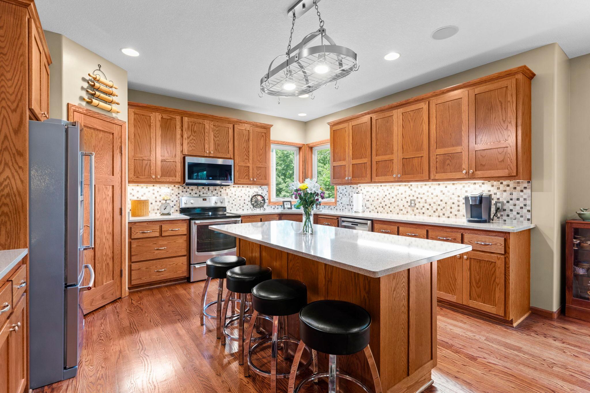 26-web-or-mls-2343 132nd Ln NE-113.jpg
