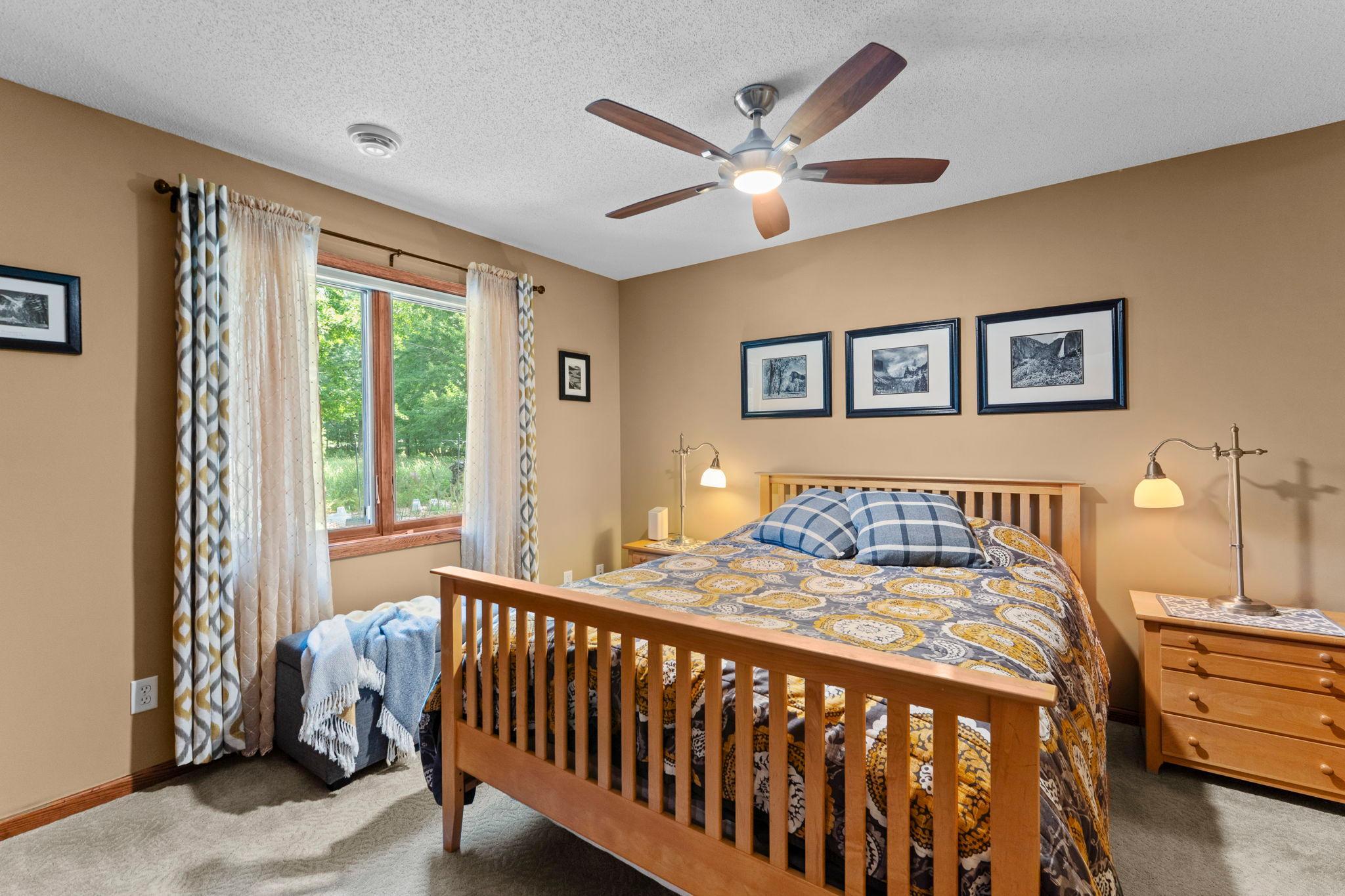 66-web-or-mls-2343 132nd Ln NE-346.jpg