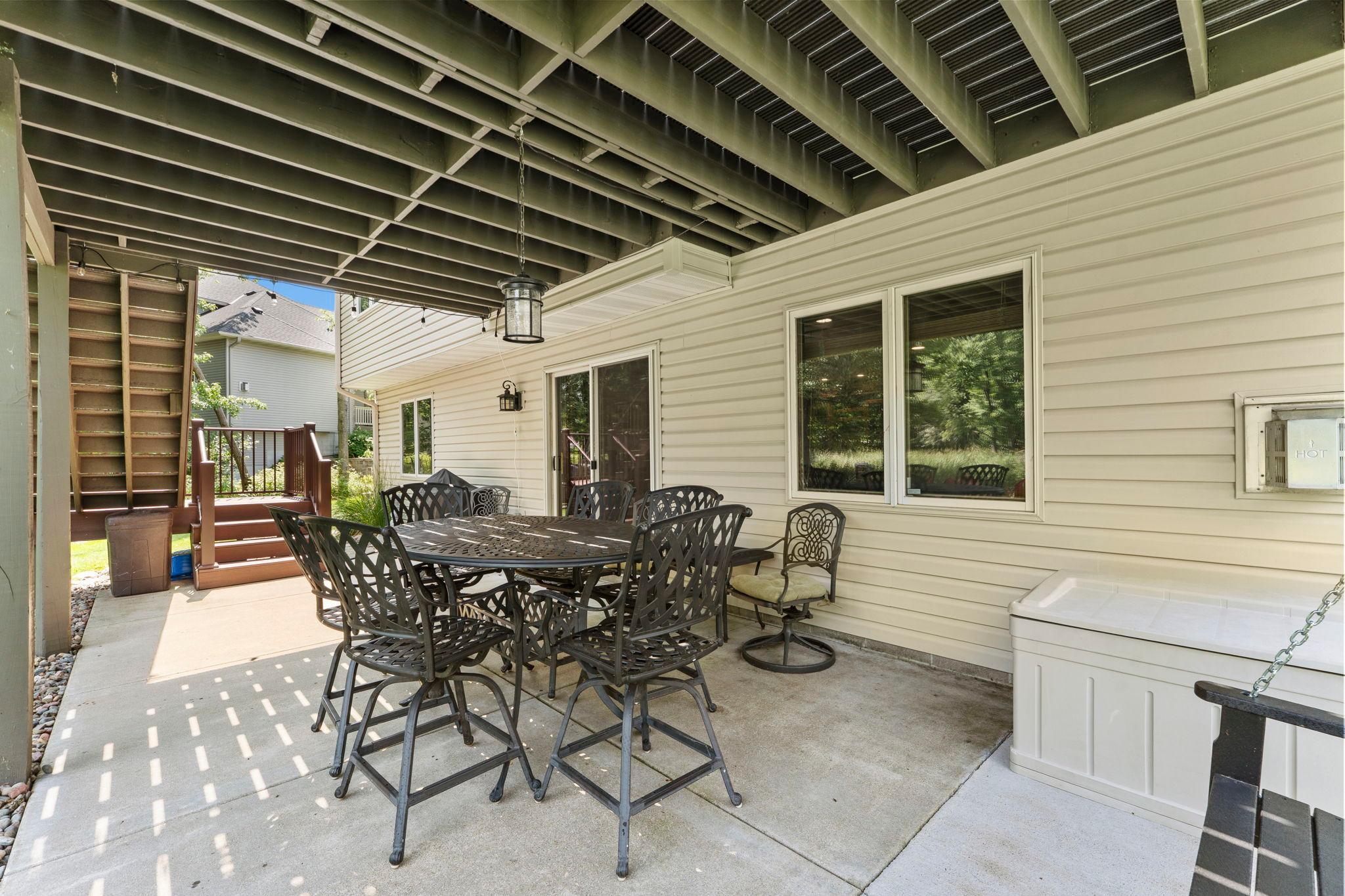76-web-or-mls-2343 132nd Ln NE-33.jpg