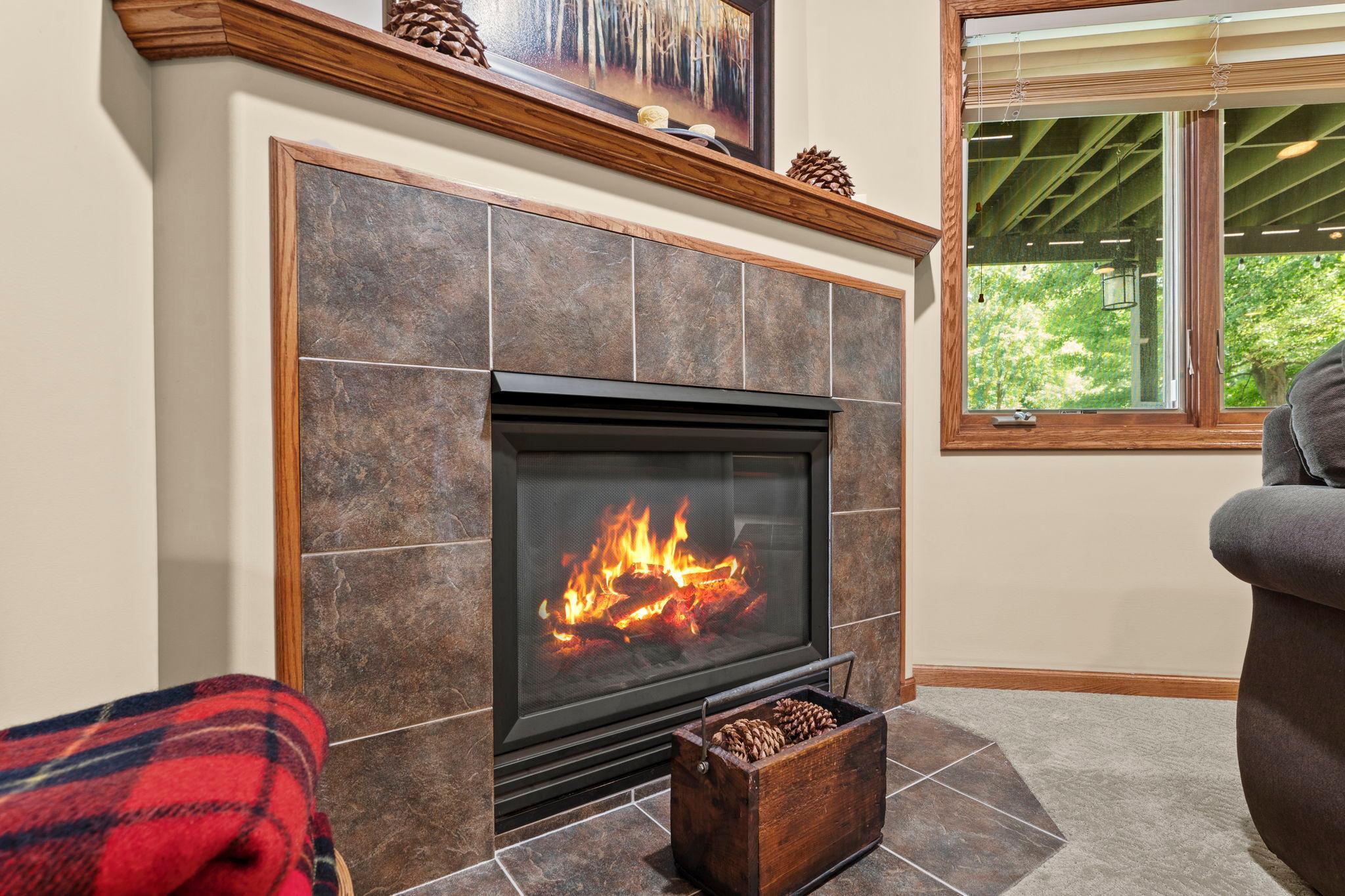 62-web-or-mls-2343 132nd Ln NE-328.jpg