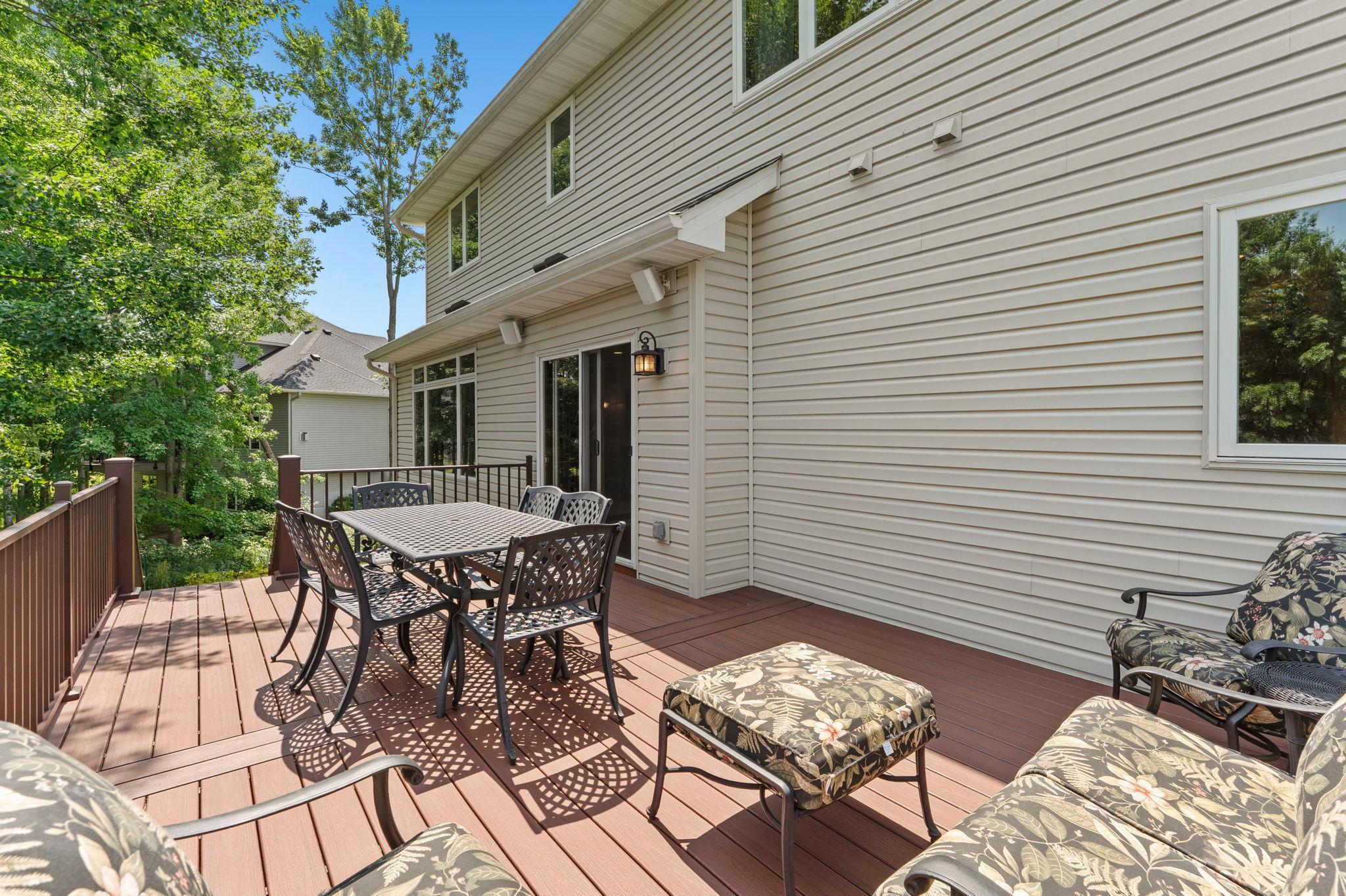 73-web-or-mls-2343 132nd Ln NE-78.jpg