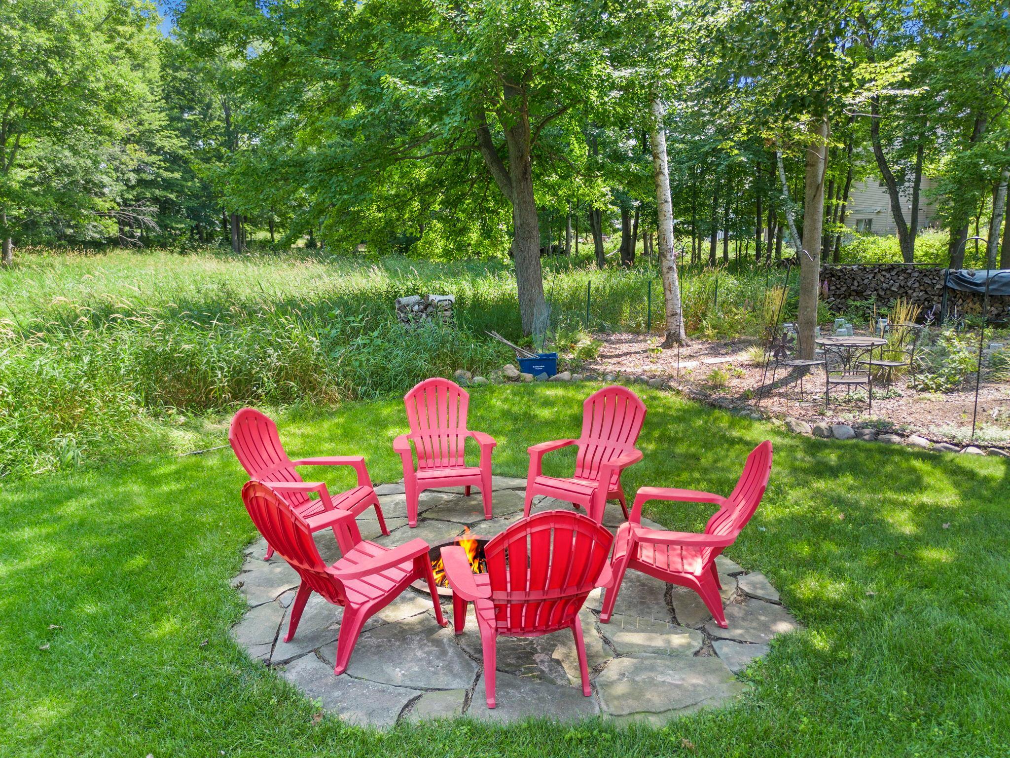90-web-or-mls-2343 132nd Ln NE-388.jpg