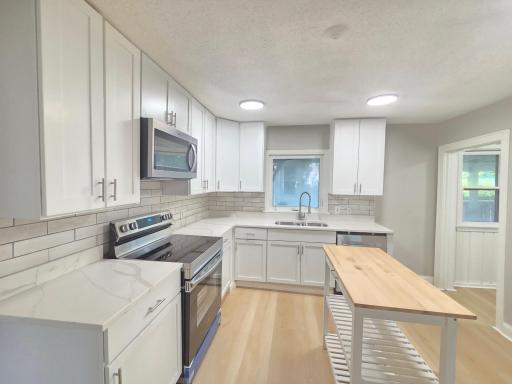 712 Maple Street W, Stillwater, MN 55082