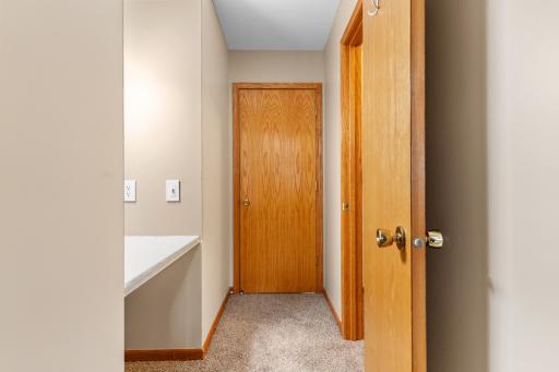 1585 Millpond Court, Chaska, MN 55318