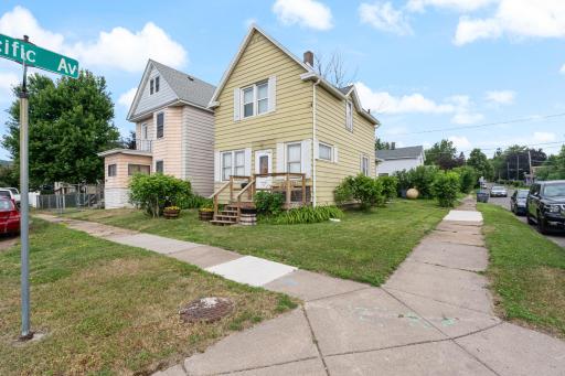3201 Chestnut Street, Duluth, MN 55806