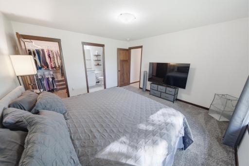 148 Highland Circle, Zumbrota, MN 55992