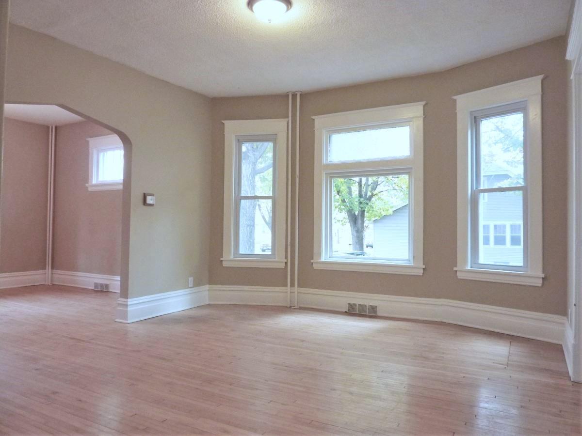 738-1 Dining/Family Room