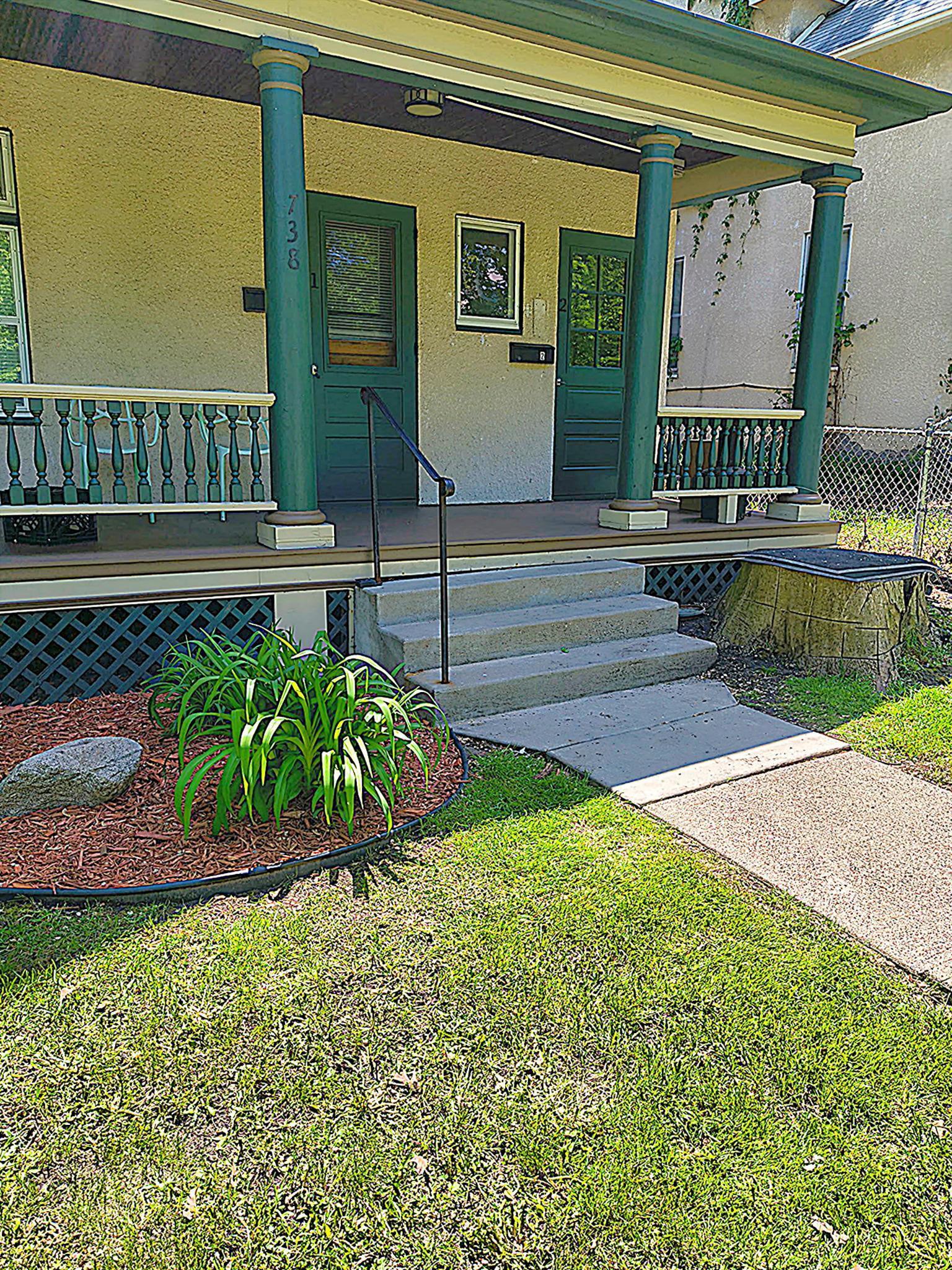 738 Front Porch entry to both units of this building