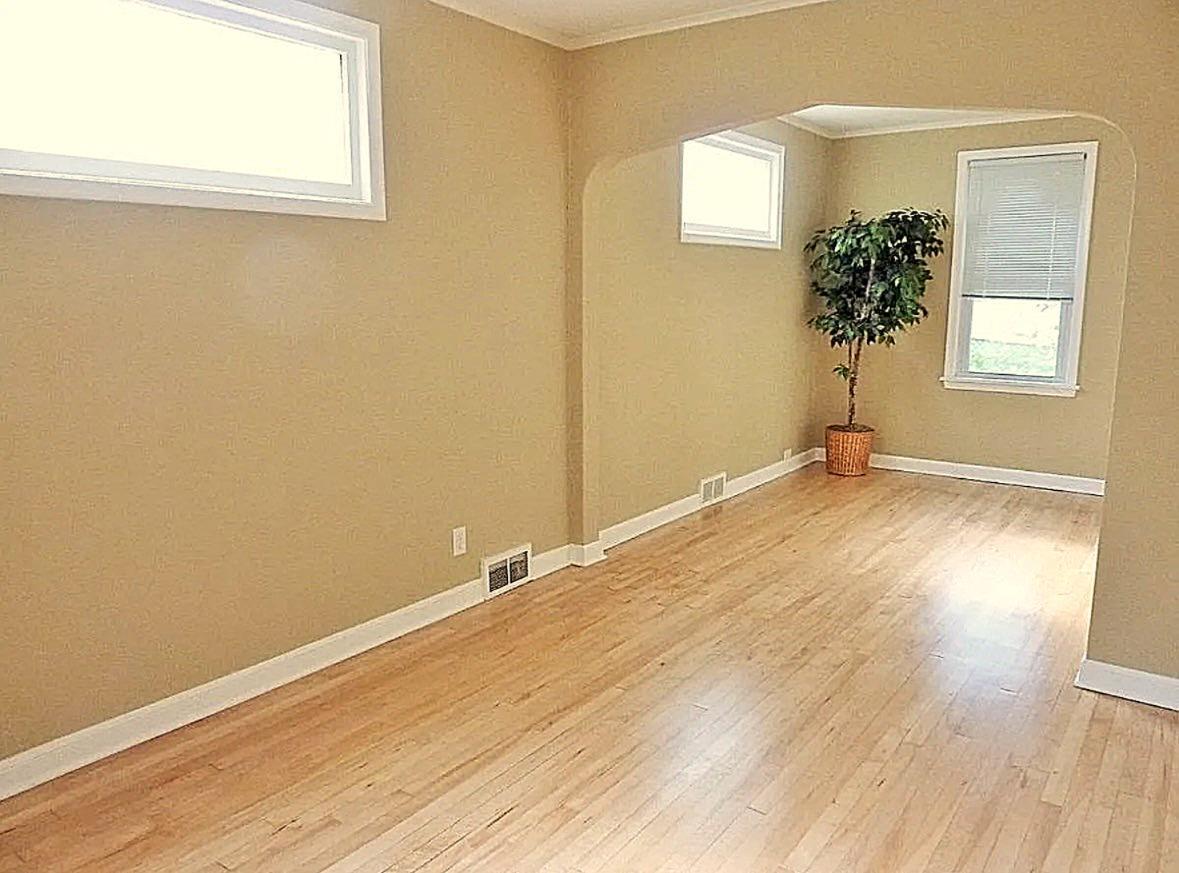1073 Walsh Living to Dining Room