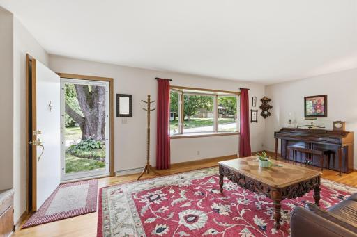 5356 Holiday Road, Minnetonka, MN 55345