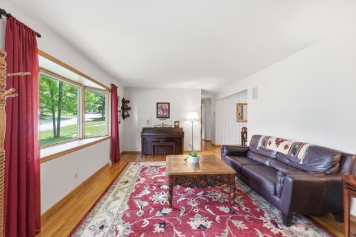 5356 Holiday Road, Minnetonka, MN 55345