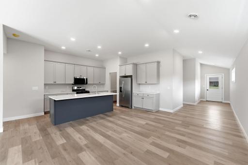 32-web-or-mls-DSC00122.jpg