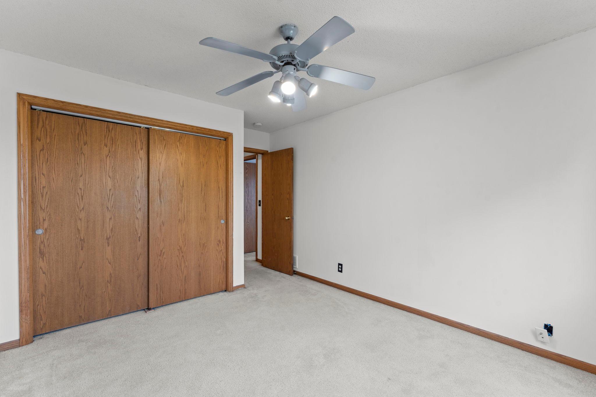 30-web-or-mls-3981 60th St Ct N Unit 206-187.jpg