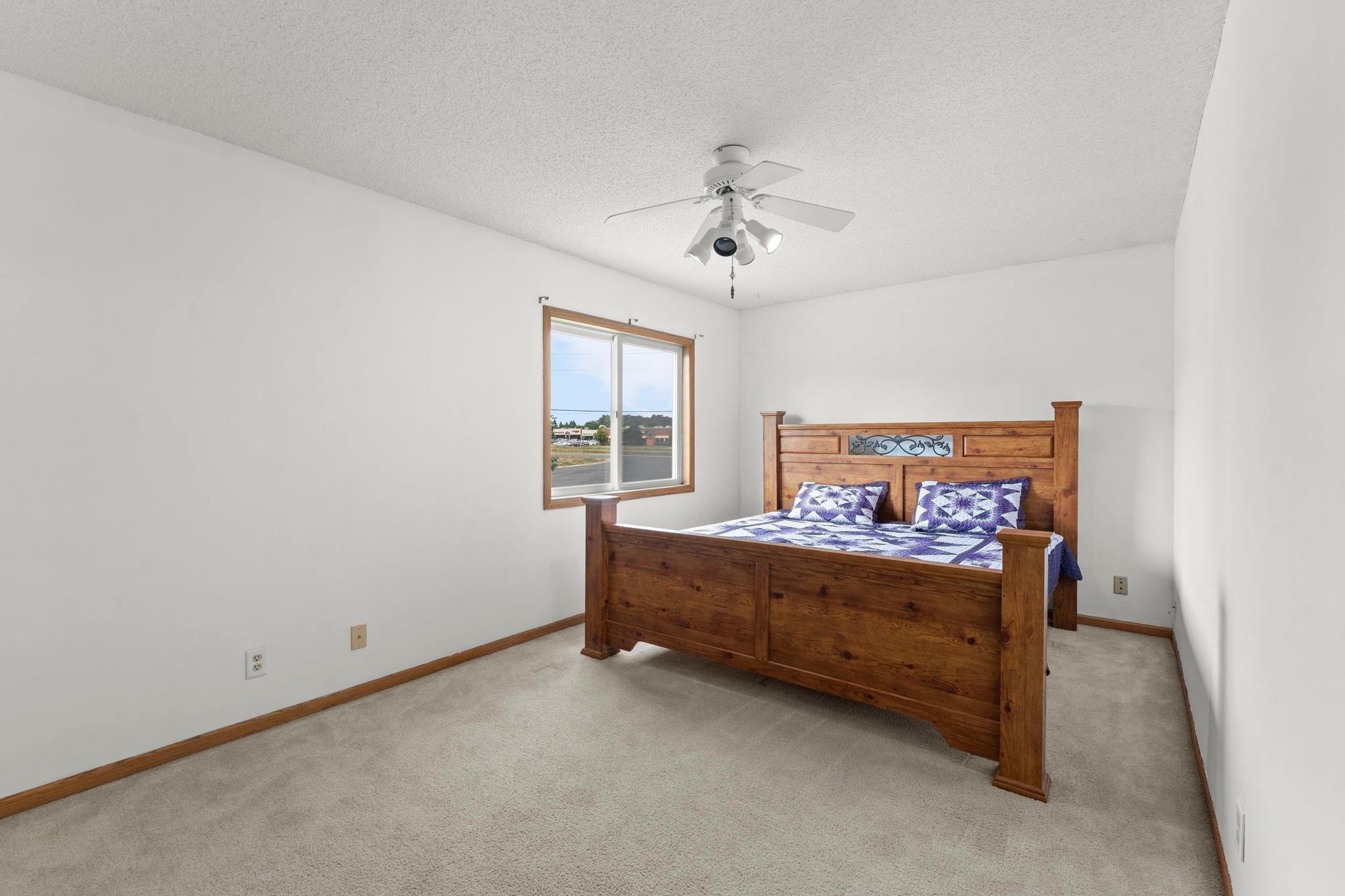 27-web-or-mls-3981 60th St Ct N Unit 206-172.jpg