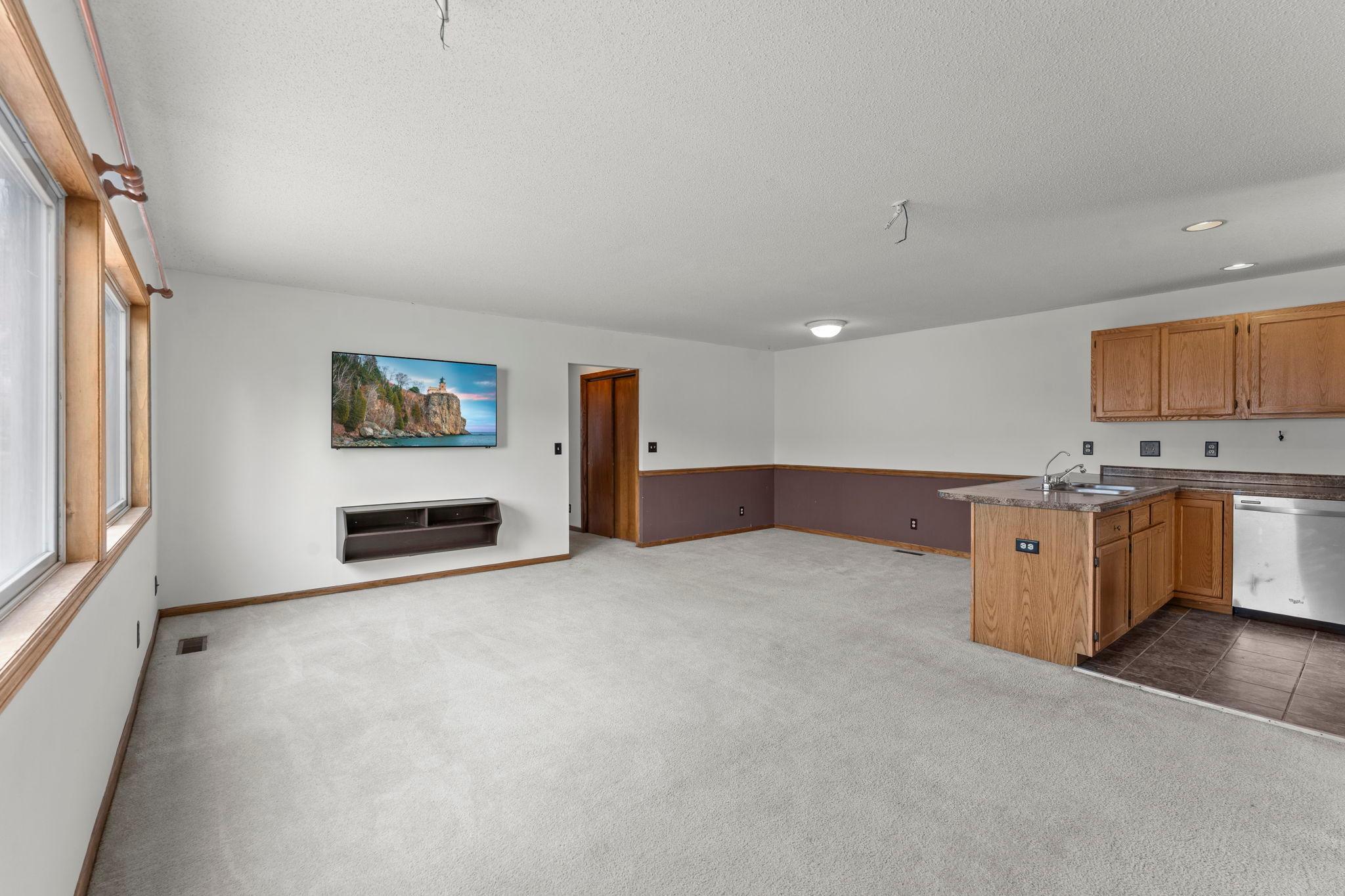 14-web-or-mls-3981 60th St Ct N Unit 206-112.jpg