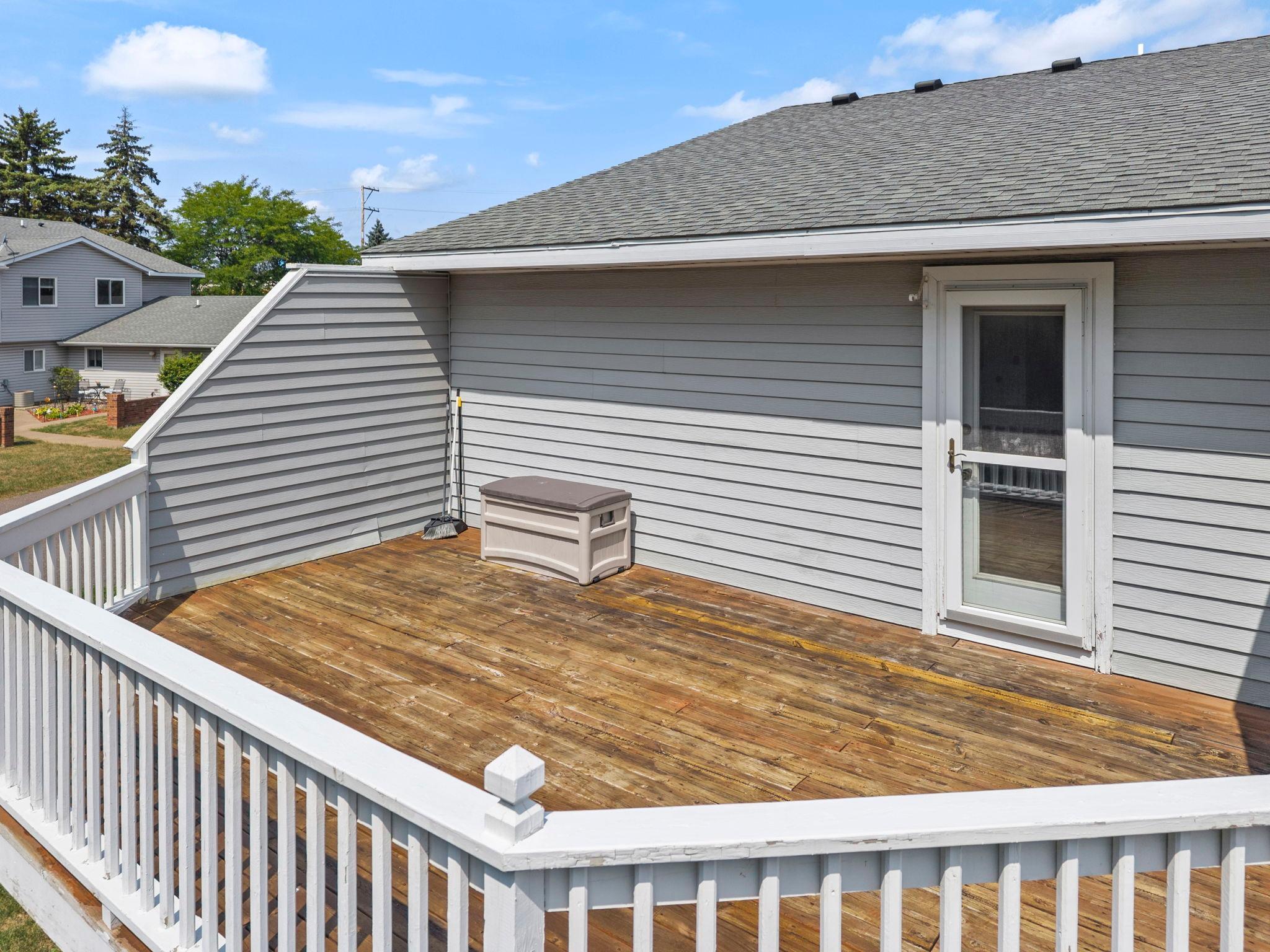 39-web-or-mls-3981 60th St Ct N Unit 206-4.jpg