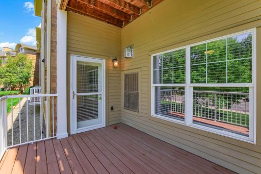 New Larson screen door recently added.