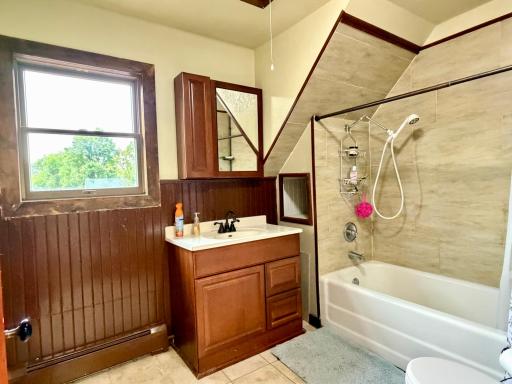 2nd fl bath