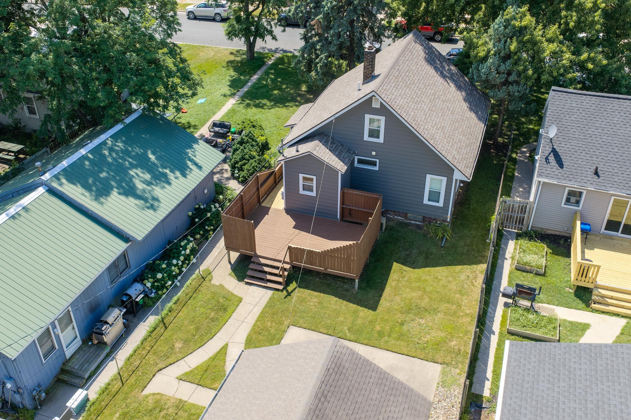 424 16th Ave N South St. Paul-15.jpg