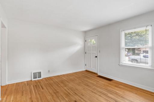 2099 Minnehaha Avenue E, Saint Paul, MN 55119