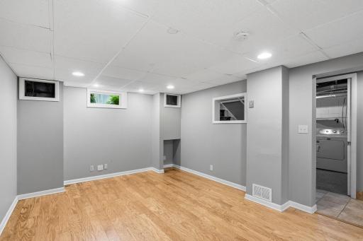 2099 Minnehaha Avenue E, Saint Paul, MN 55119