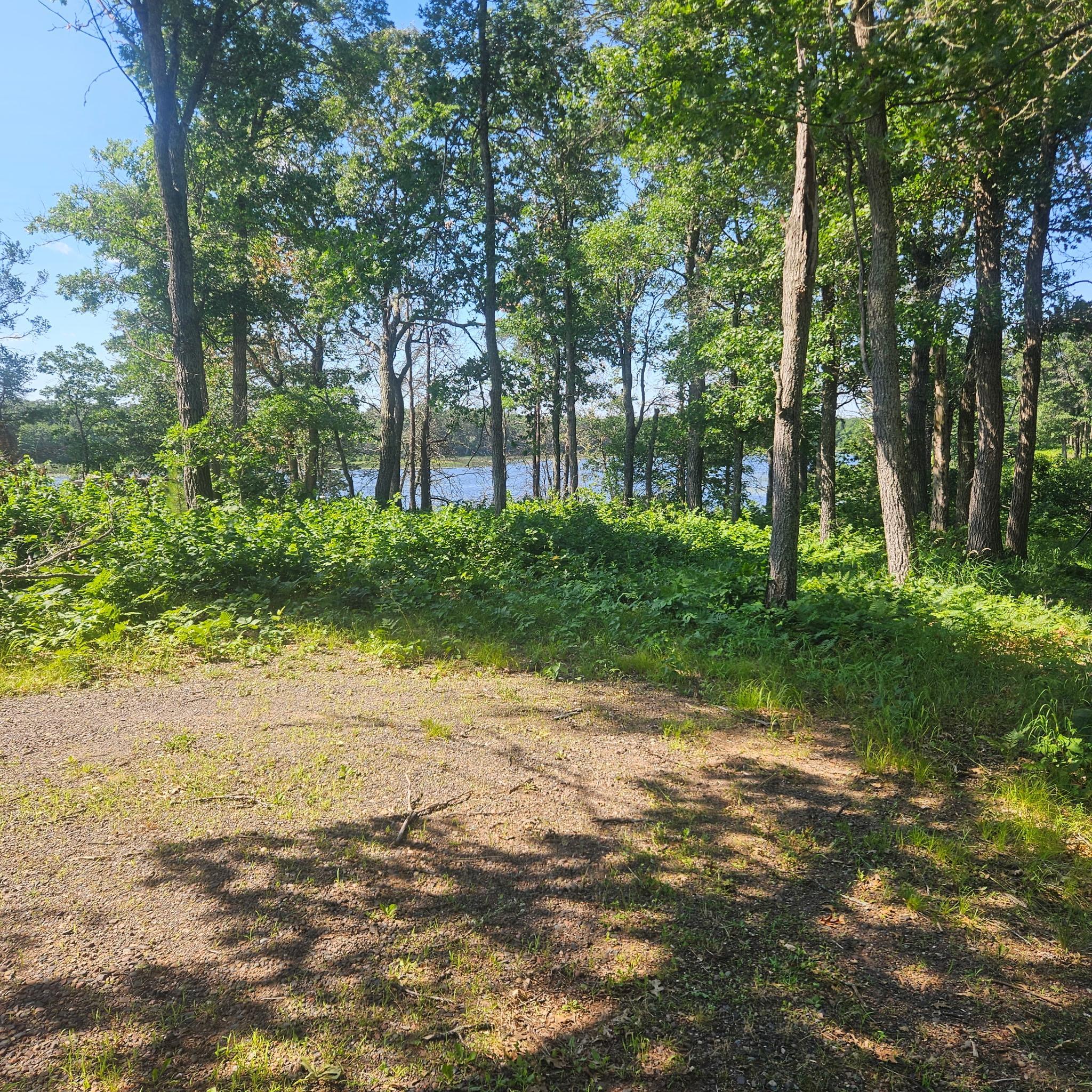 gravel pad- lake view.jpg