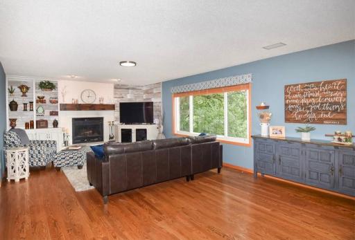 Main Level Great Room is GREAT BIG!!! The Barnwood IS Paintable If Not YOUR Color!