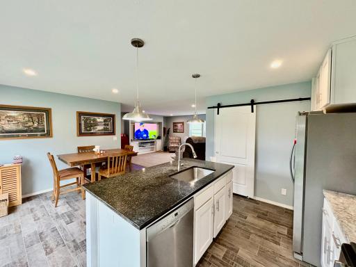 Kitchen/dining/living room