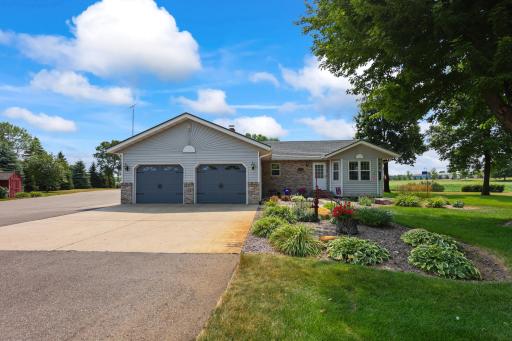 1164 3rd Street S, Sartell, MN 56377