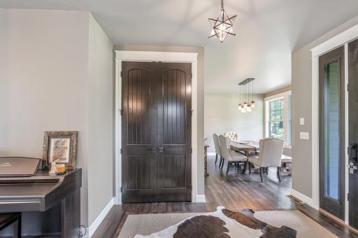 Foyer/Formal Dining
