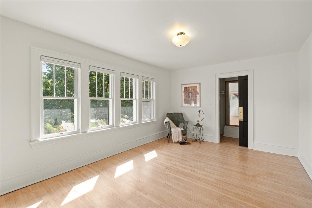 42-3620 15th Ave S-0042.jpg