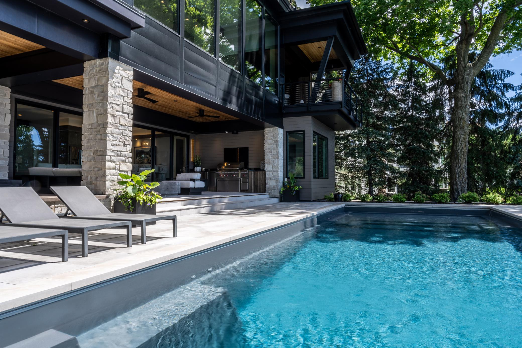 Outdoor Entertaining at its finest!