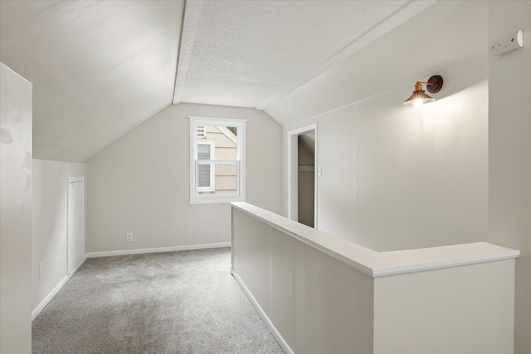 28-5609 27th Ave S [3257057]- 028.jpg