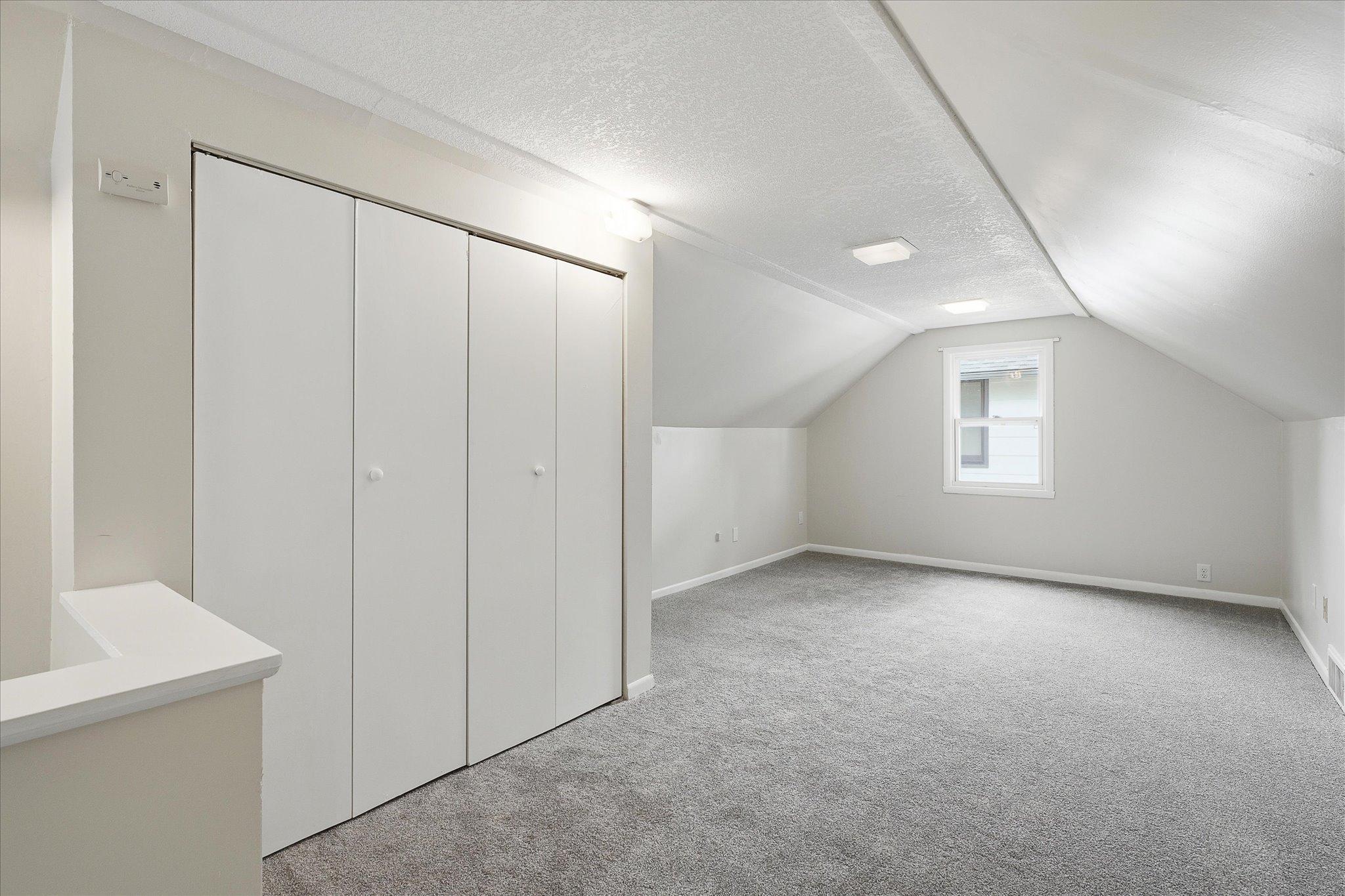 25-5609 27th Ave S [3257057]- 025.jpg