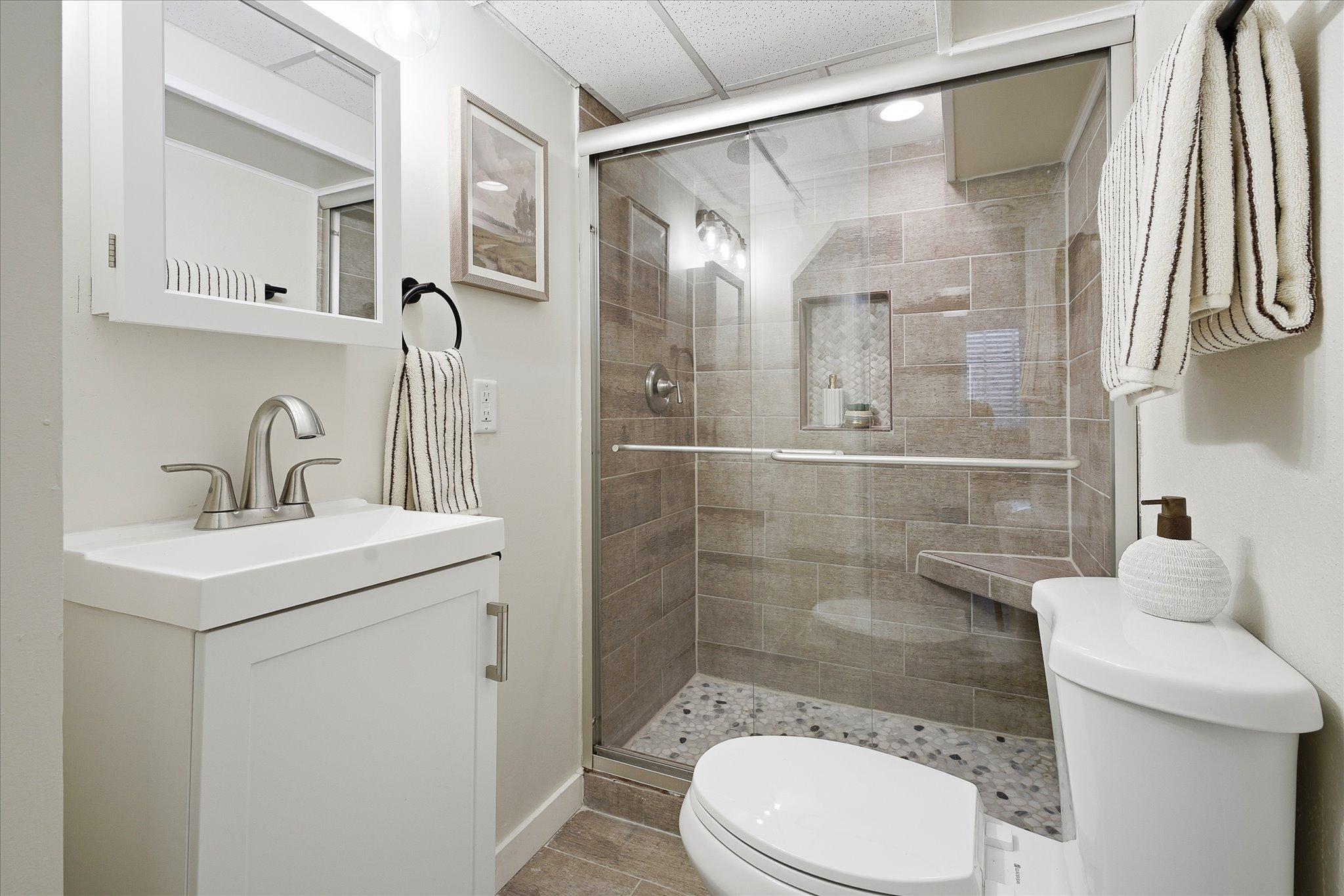 36-5609 27th Ave S [3257057]- 036.jpg