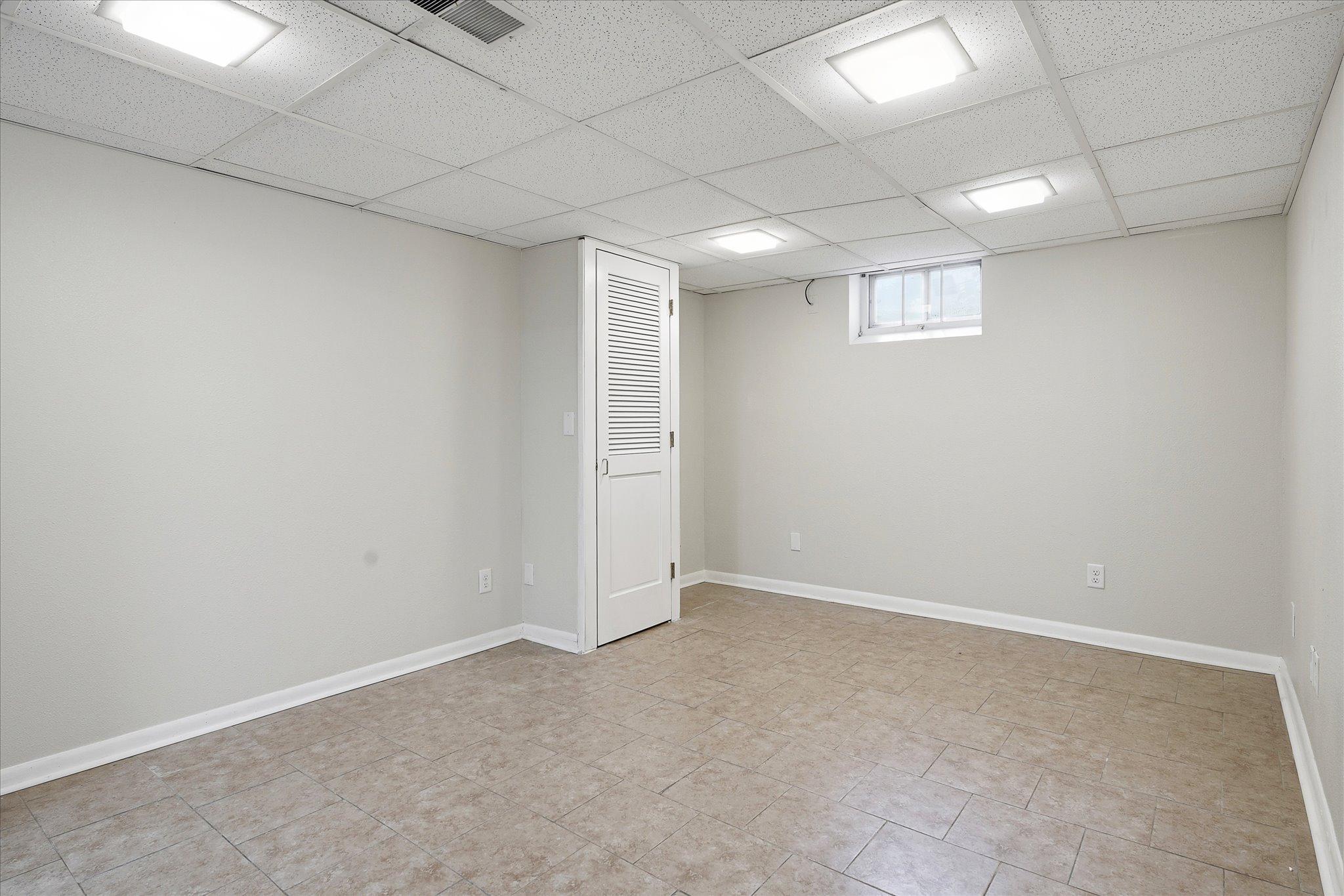 30-5609 27th Ave S [3257057]- 030.jpg