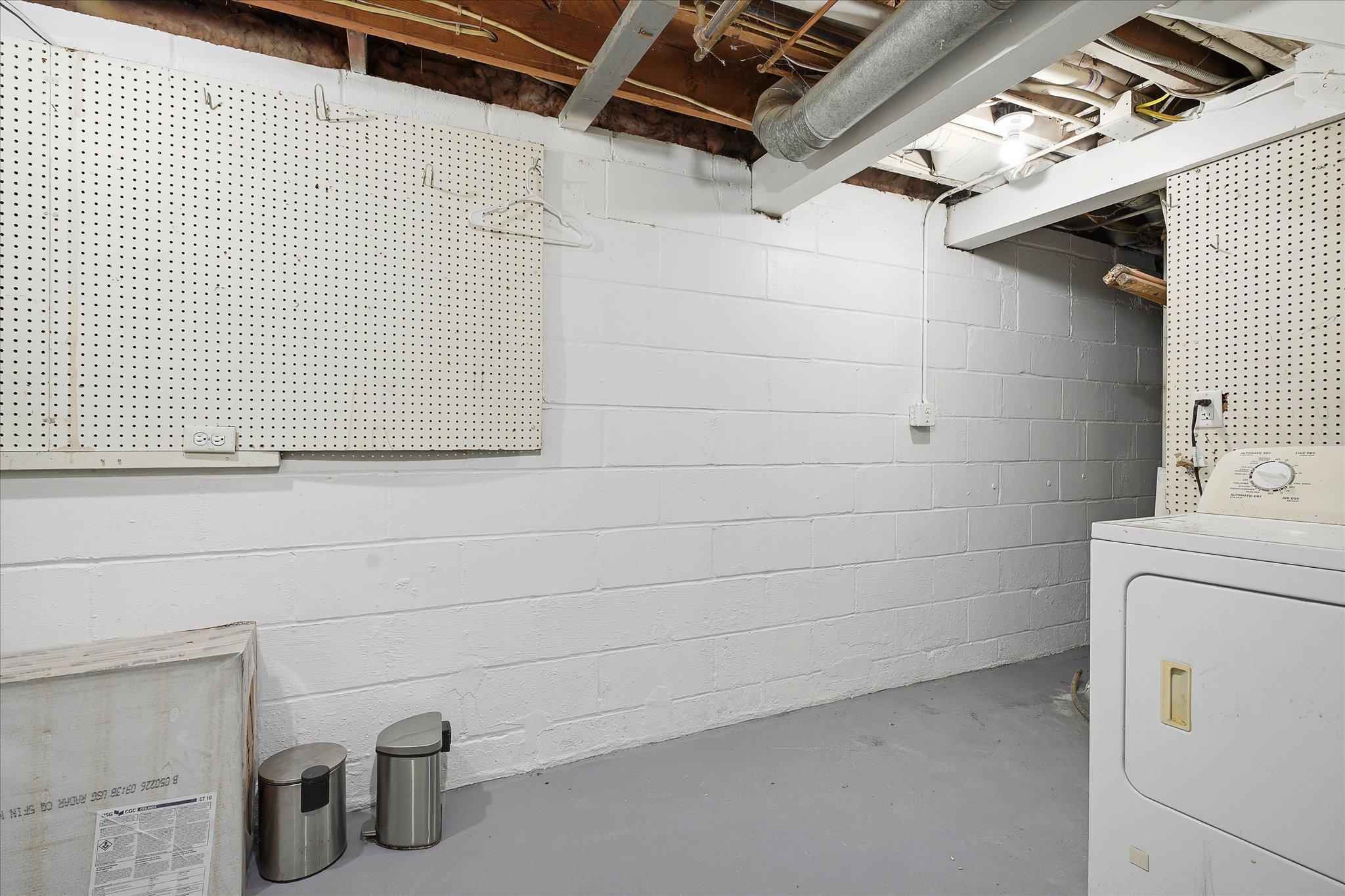 38-5609 27th Ave S [3257057]- 038.jpg