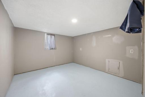 Bedroom 5 lower