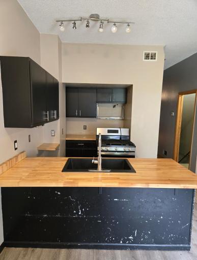 565 State Street, 5, Saint Paul, MN 55107