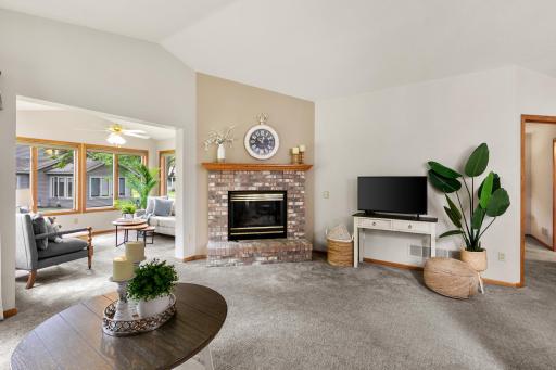 2556 Sumac Ridge, White Bear Lake, MN 55110