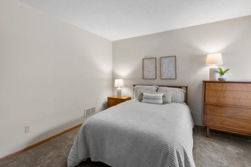 2556 Sumac Ridge, White Bear Lake, MN 55110