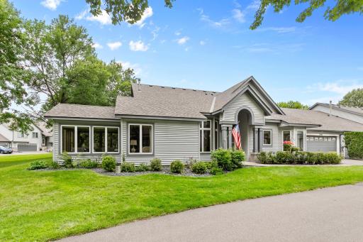 2556 Sumac Ridge, White Bear Lake, MN 55110