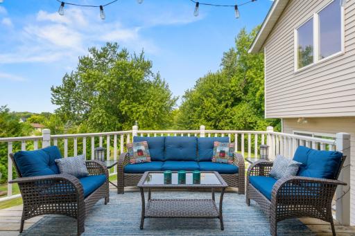 Deck_backyard