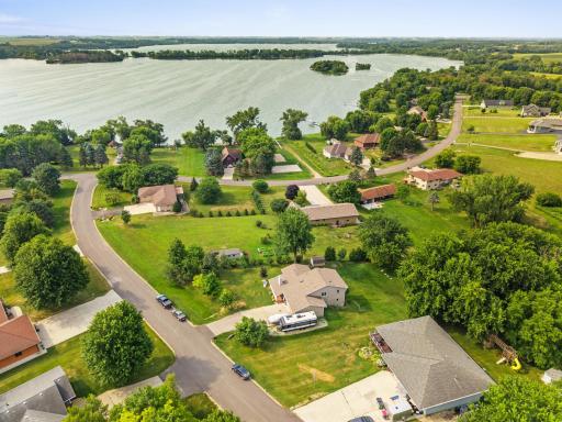 Deeded Lake Access